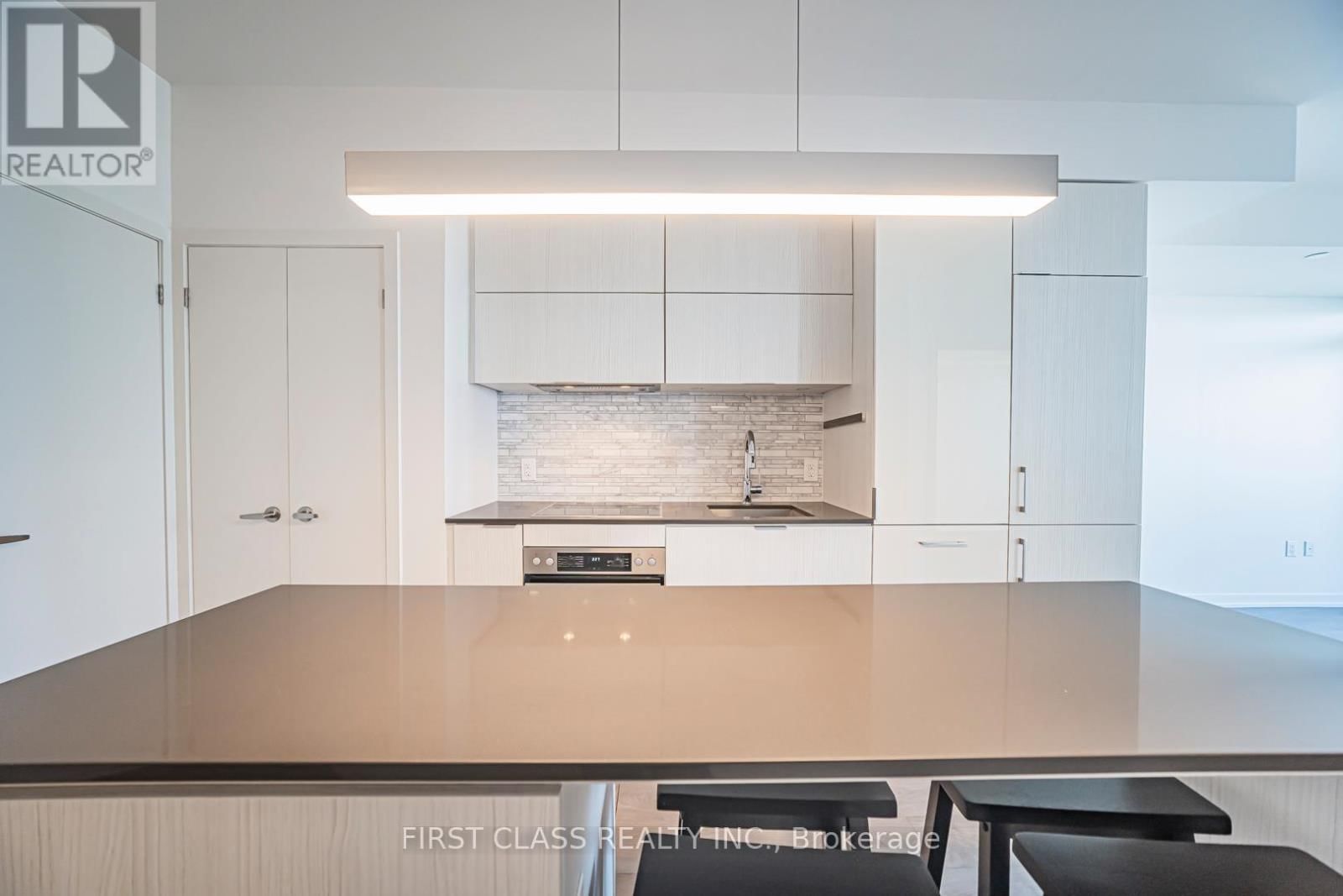 3202 - 20 RICHARDSON STREET Image 16