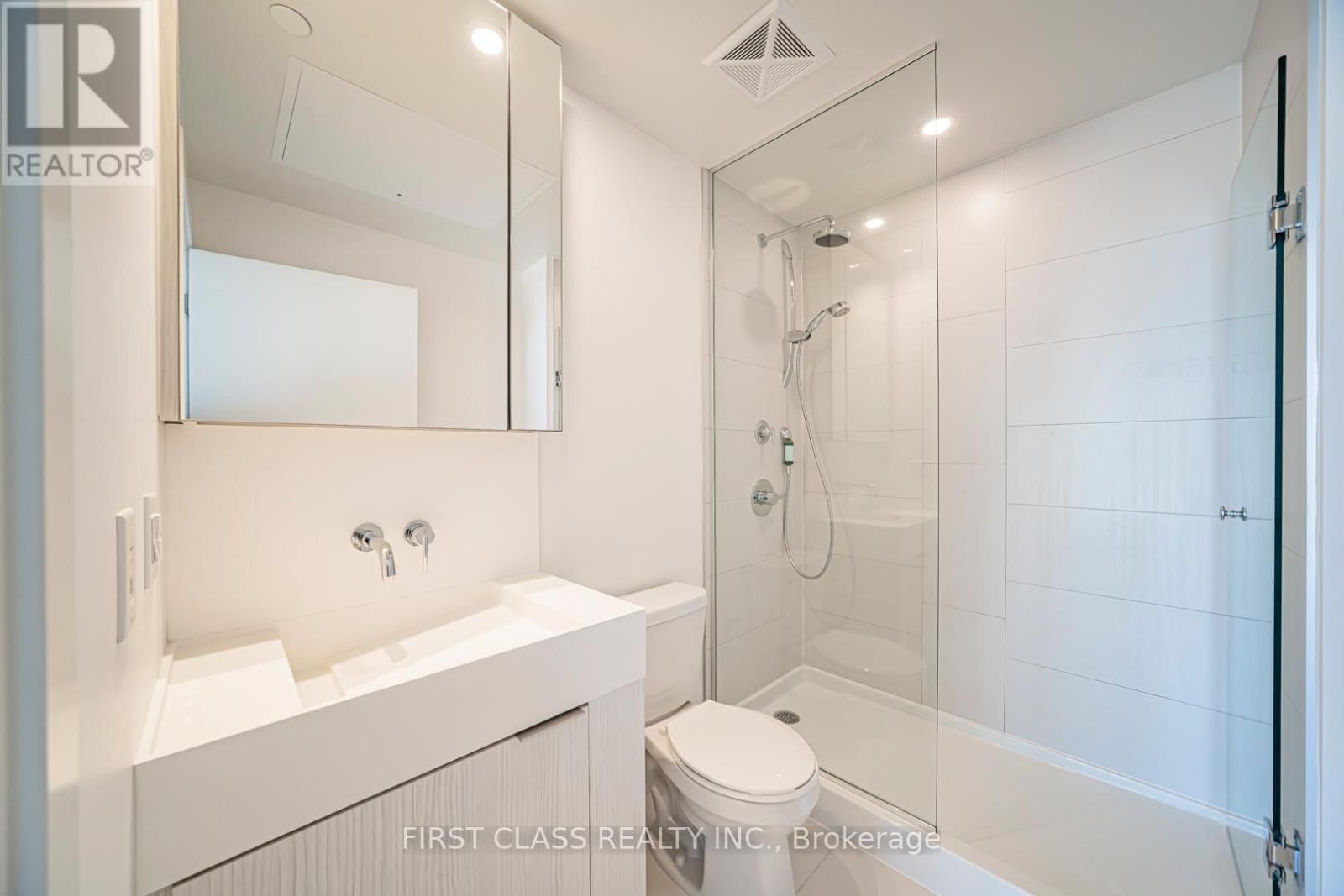 3202 - 20 RICHARDSON STREET Image 30