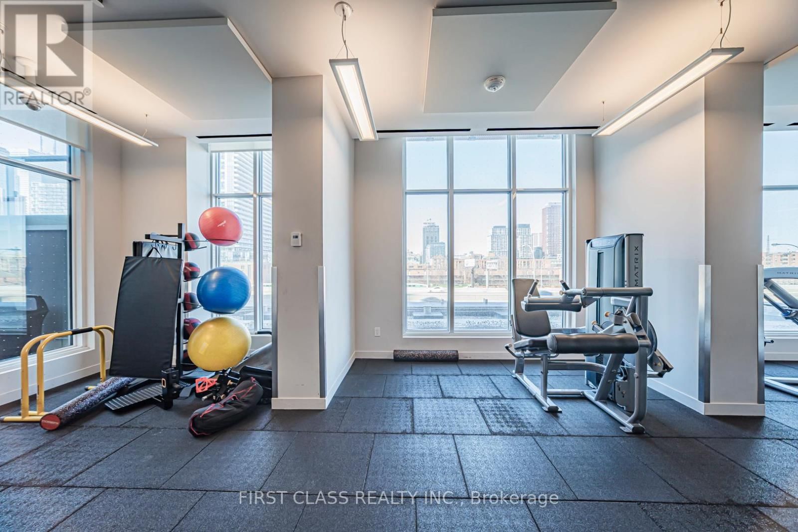 3202 - 20 RICHARDSON STREET Image 36