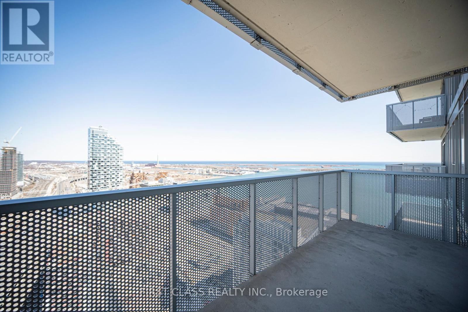 3202 - 20 RICHARDSON STREET Image 9