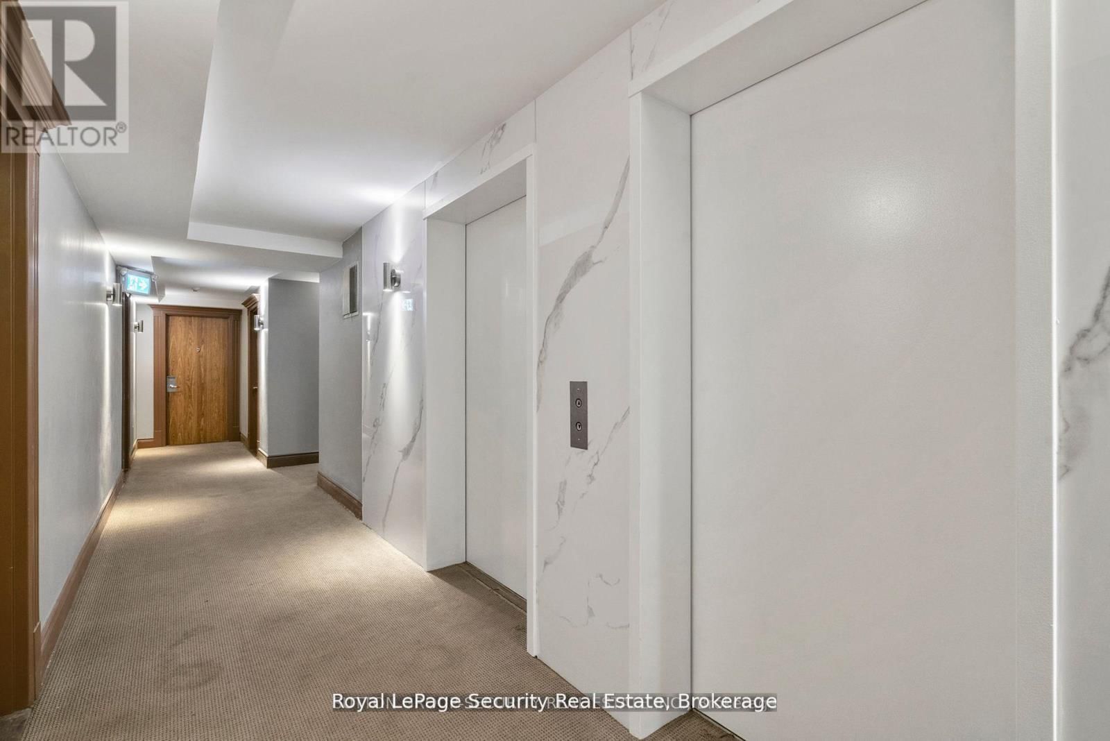 908 - 105 VICTORIA STREET Image 22