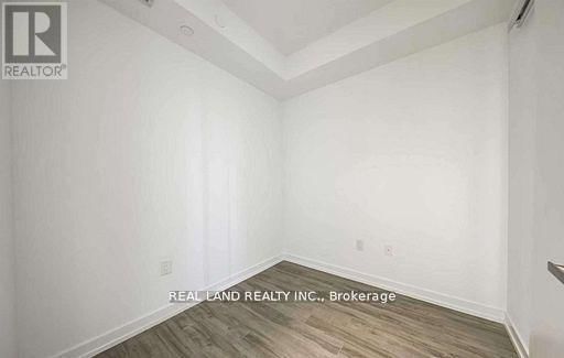 3116 - 77 SHUTER STREET SOUTH Image 11