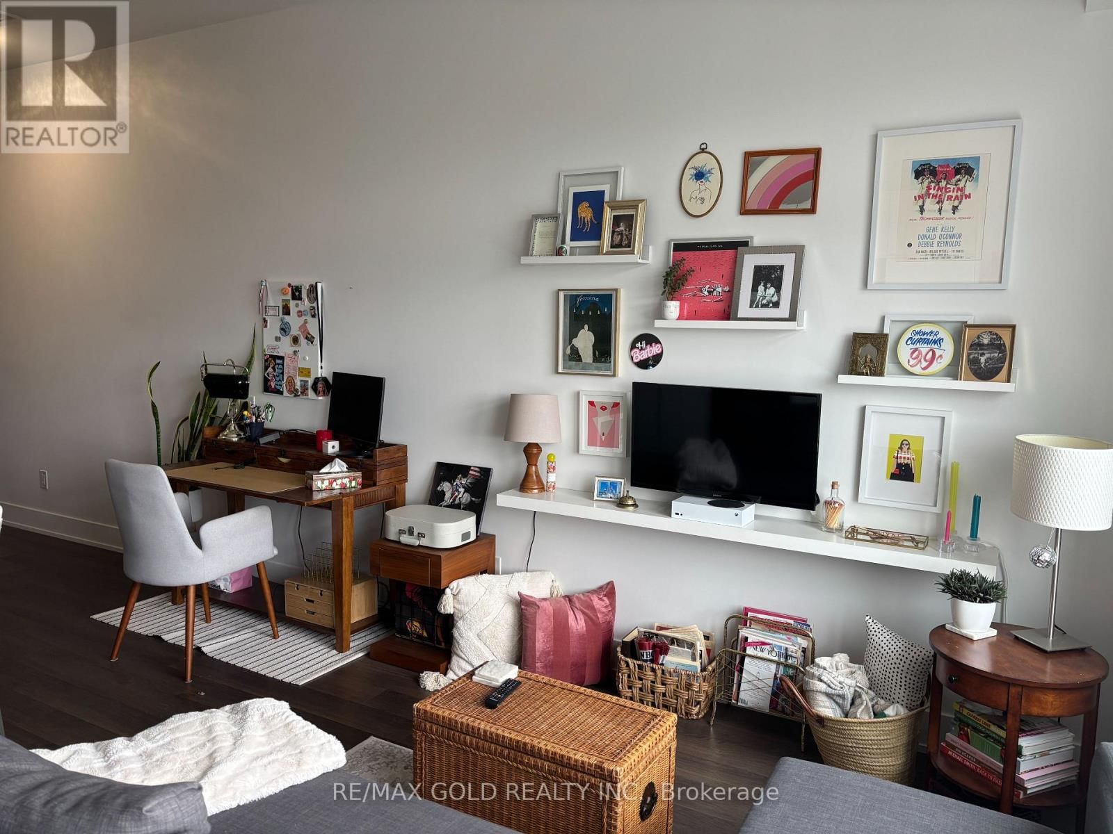 1426 - 111 ST CLAIR AVENUE WEST Image 12