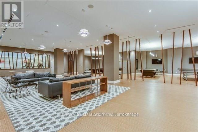 1426 - 111 ST CLAIR AVENUE WEST Image 3