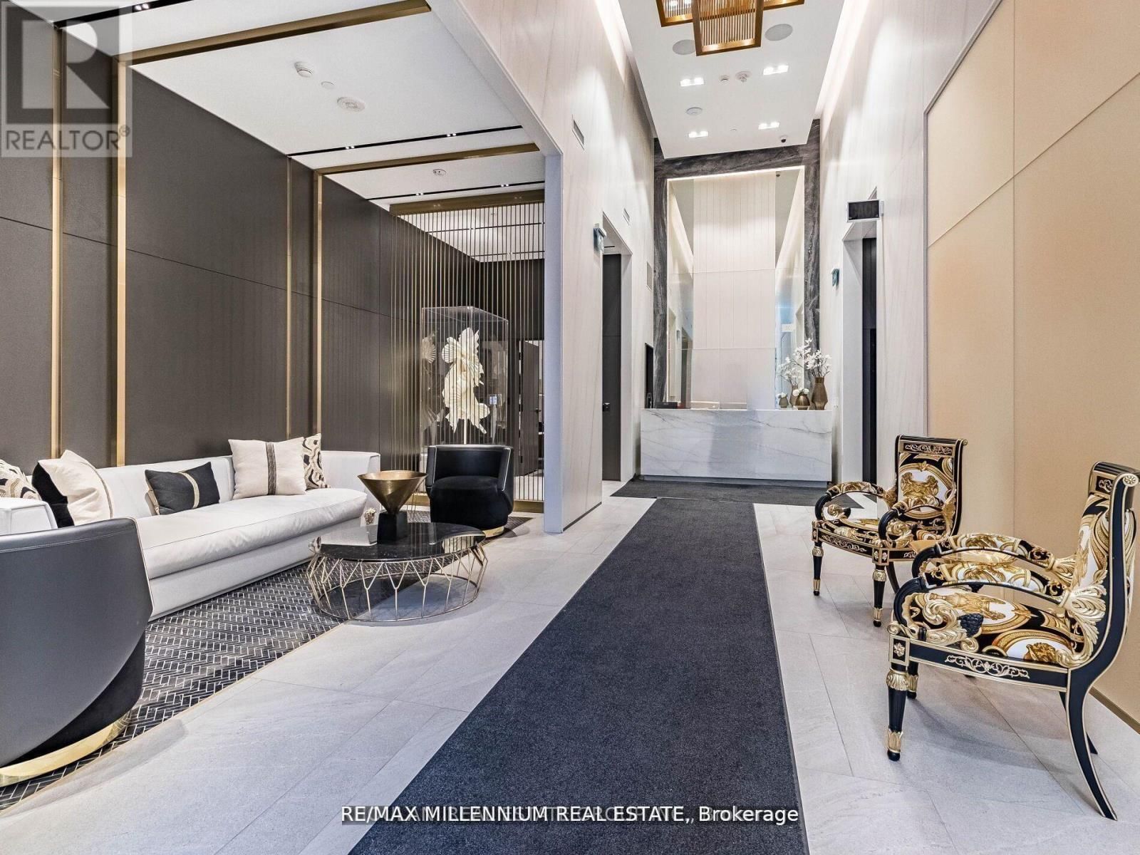 705 - 319 JARVIS STREET Image 2