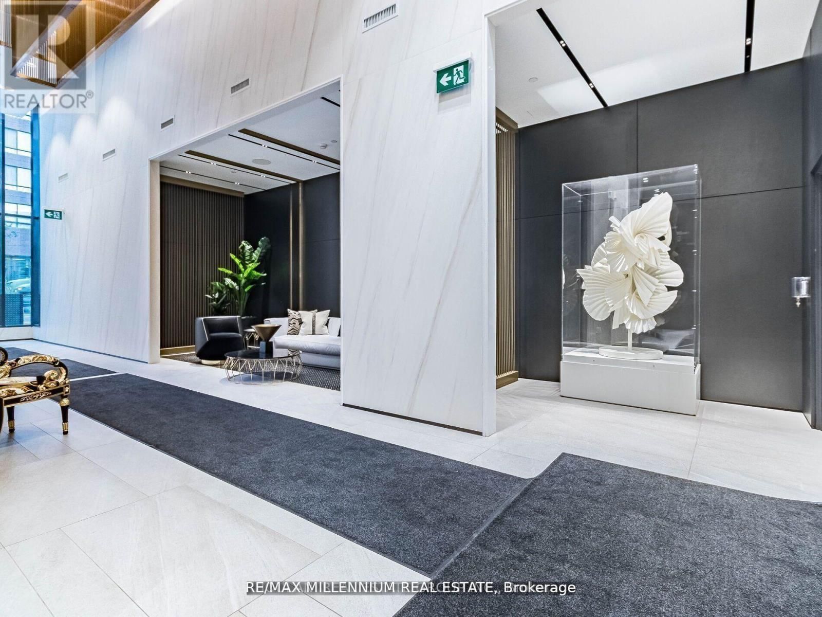 705 - 319 JARVIS STREET Image 3