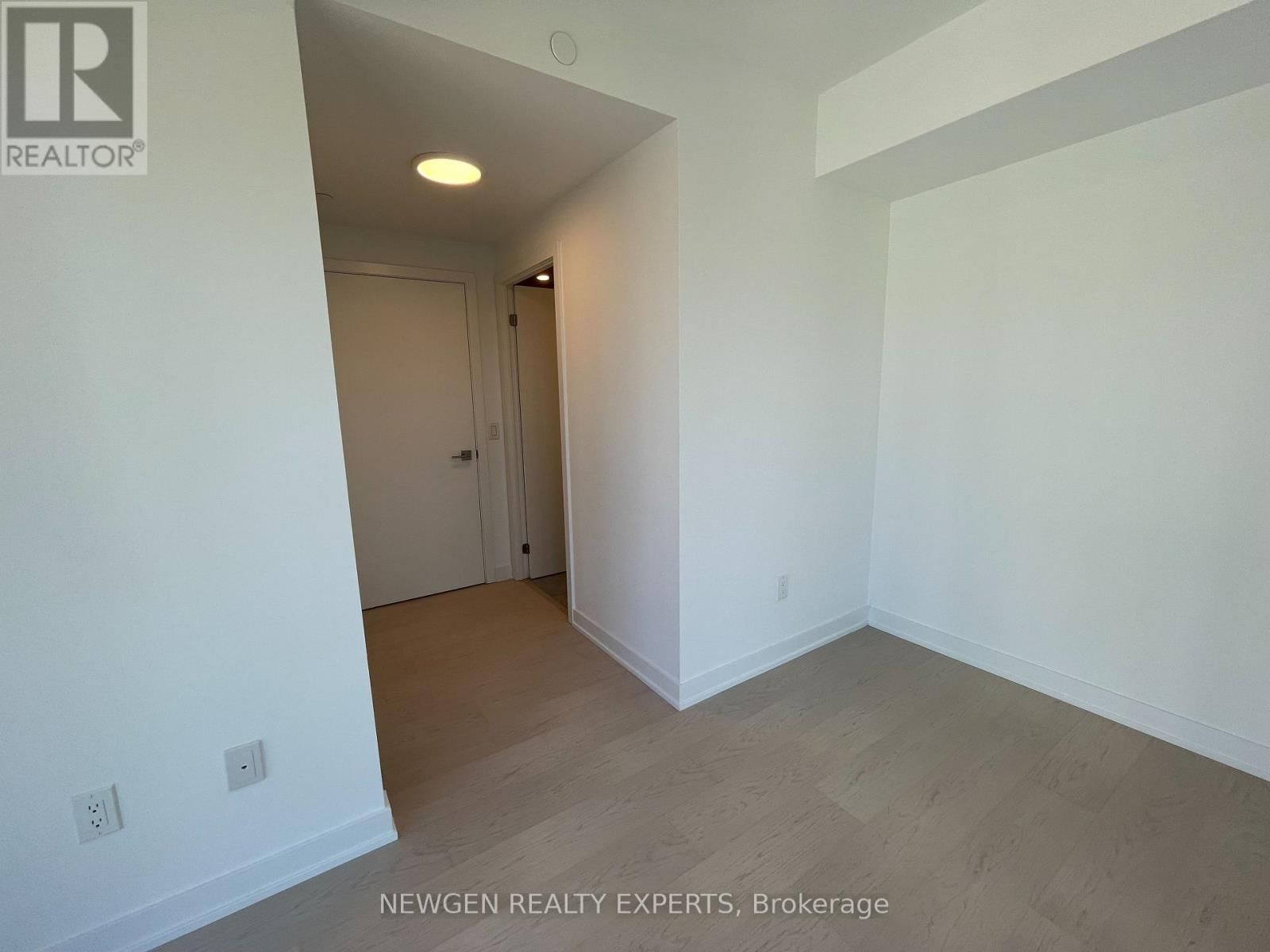 1703 - 252 CHURCH STREET Image 6