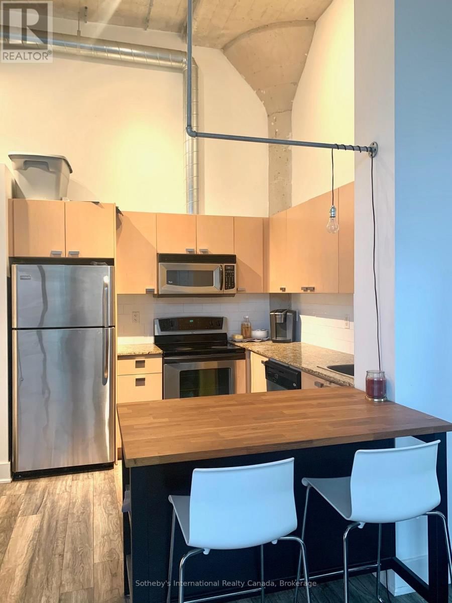 323 - 637 LAKE SHORE BOULEVARD WEST Image 10