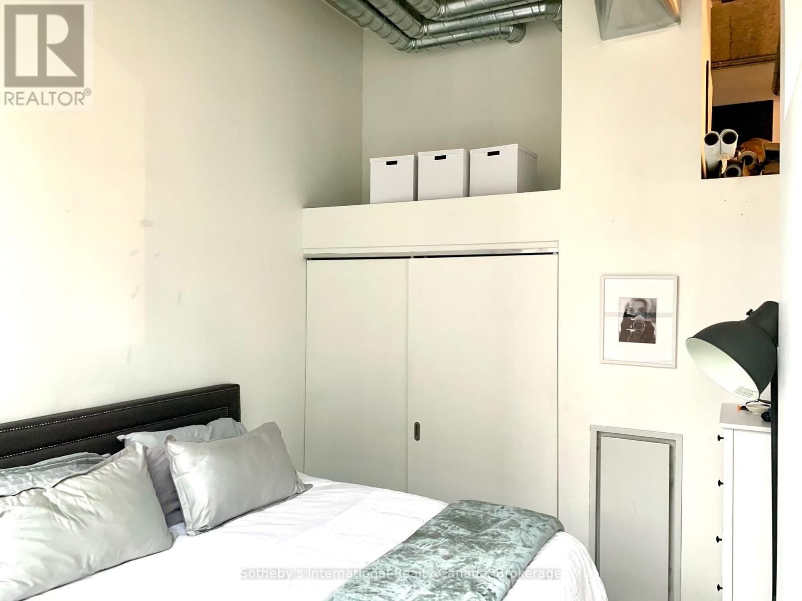 323 - 637 LAKE SHORE BOULEVARD WEST Image 11