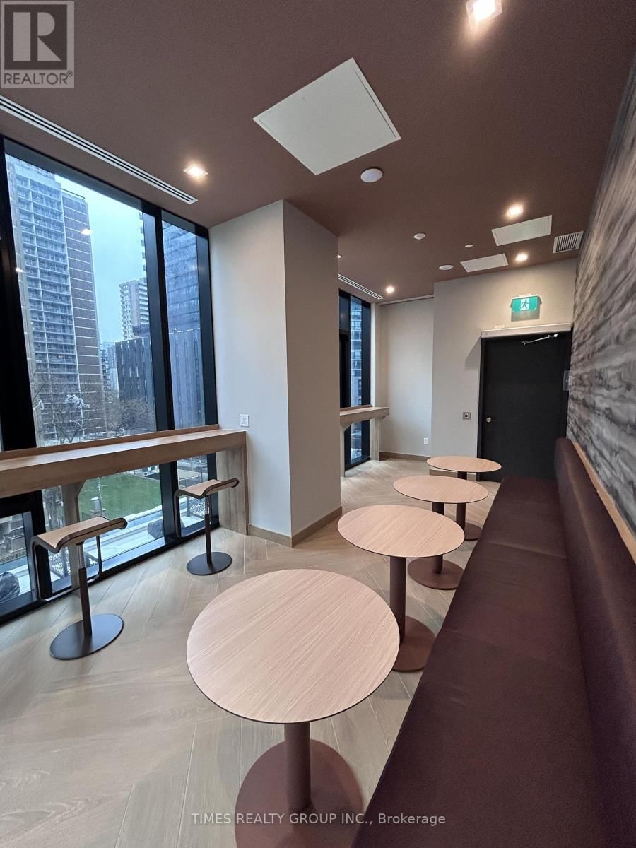 4109 - 634 CHURCH STREET Image 14