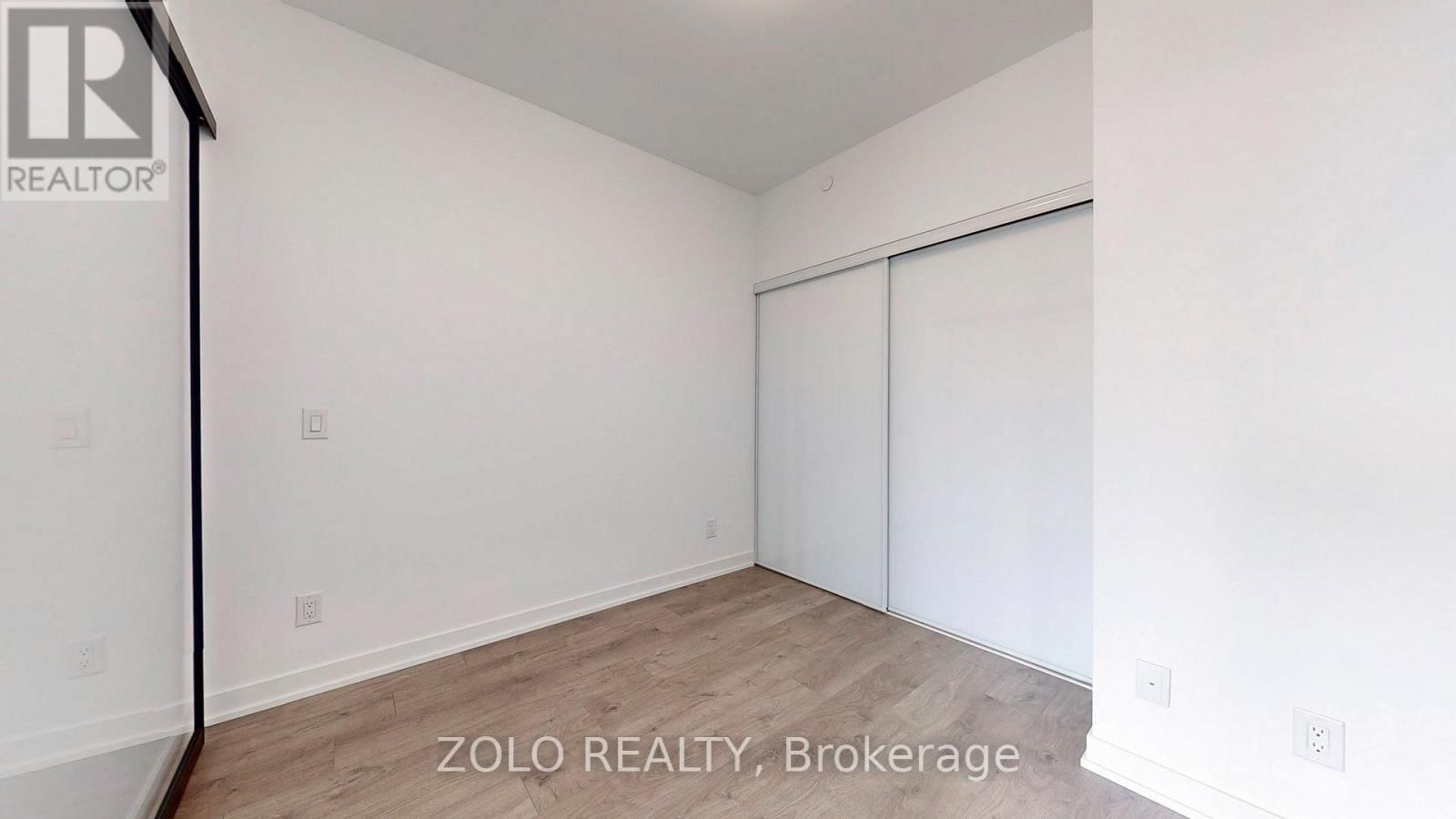 1504 - 5 DEFRIES STREET Image 11