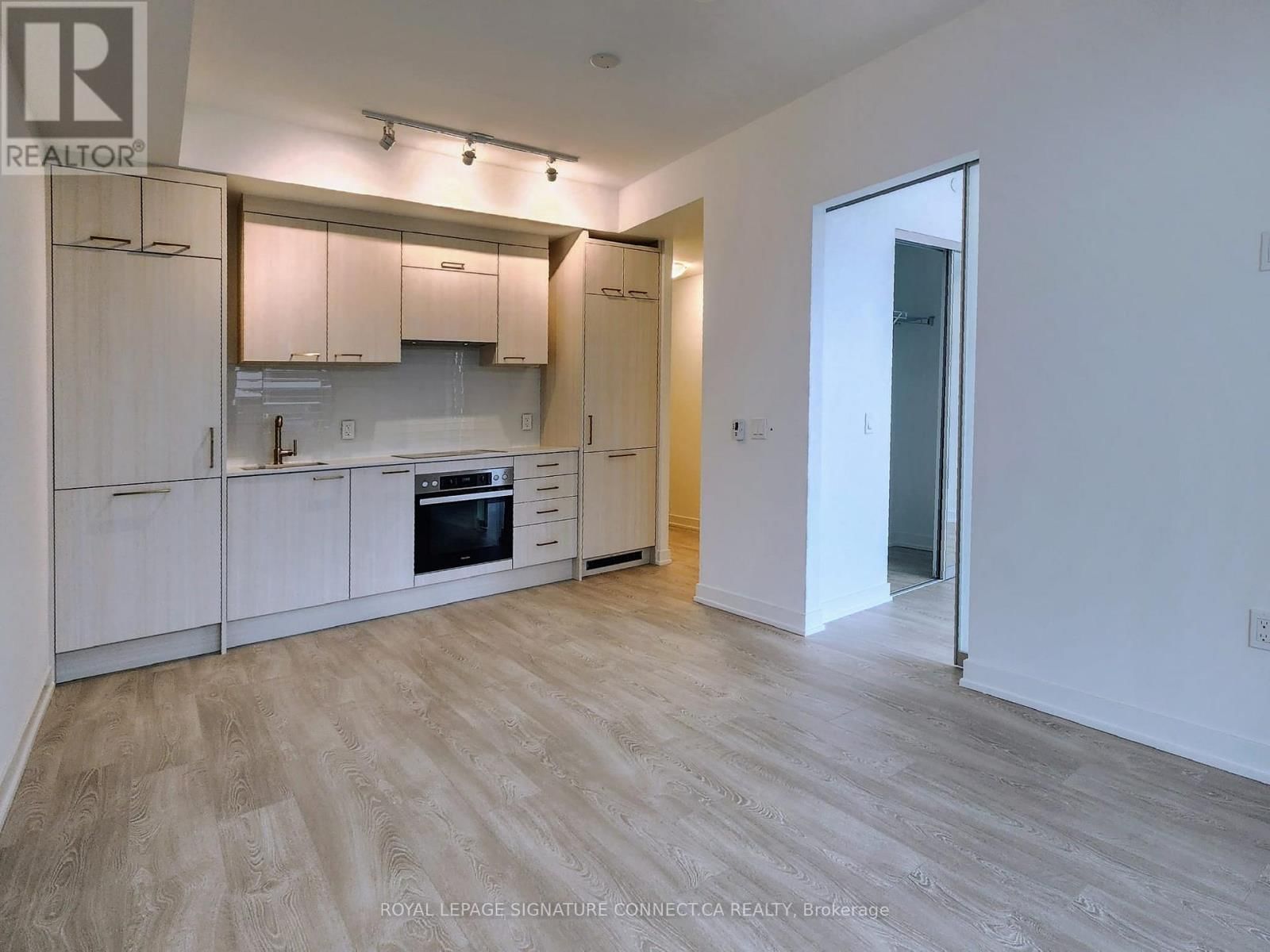 4106 - 634 CHURCH STREET Image 1