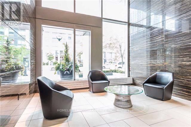 938 - 151 DAN LECKIE WAY Image 3