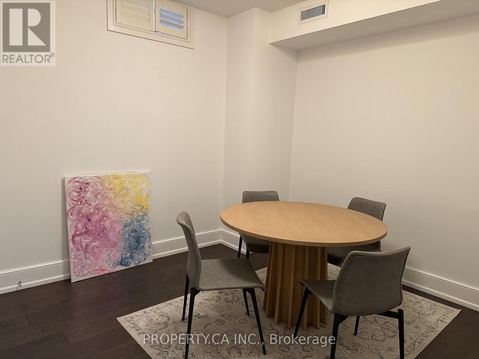 02 - 28 MADISON AVENUE Image 10