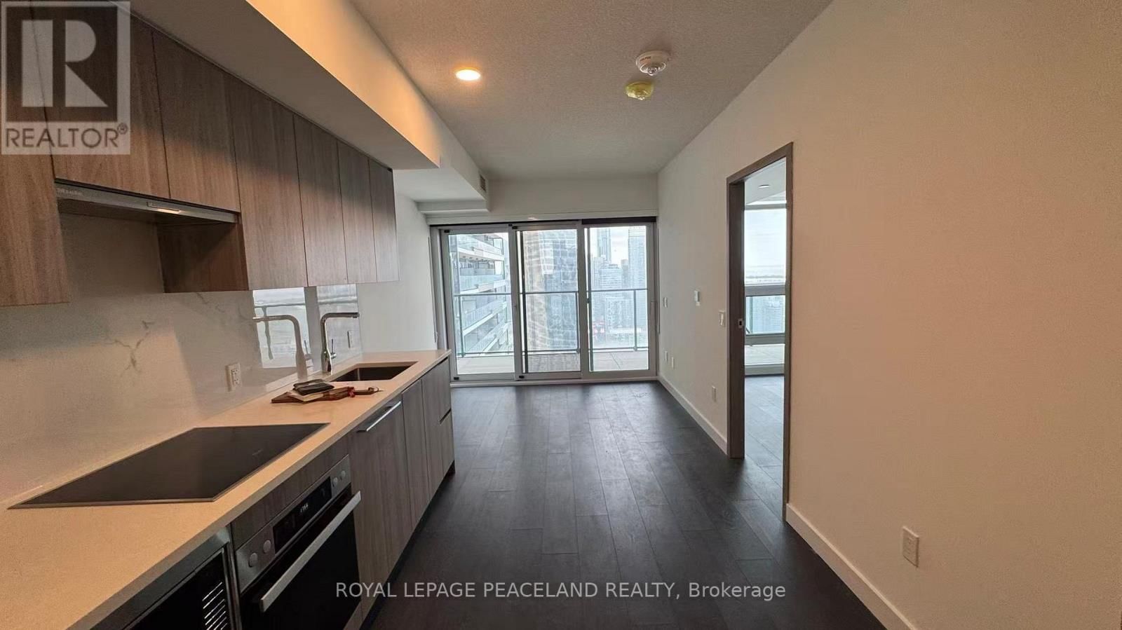 5607 - 3 CONCORD CITYPLACE WAY Image 5