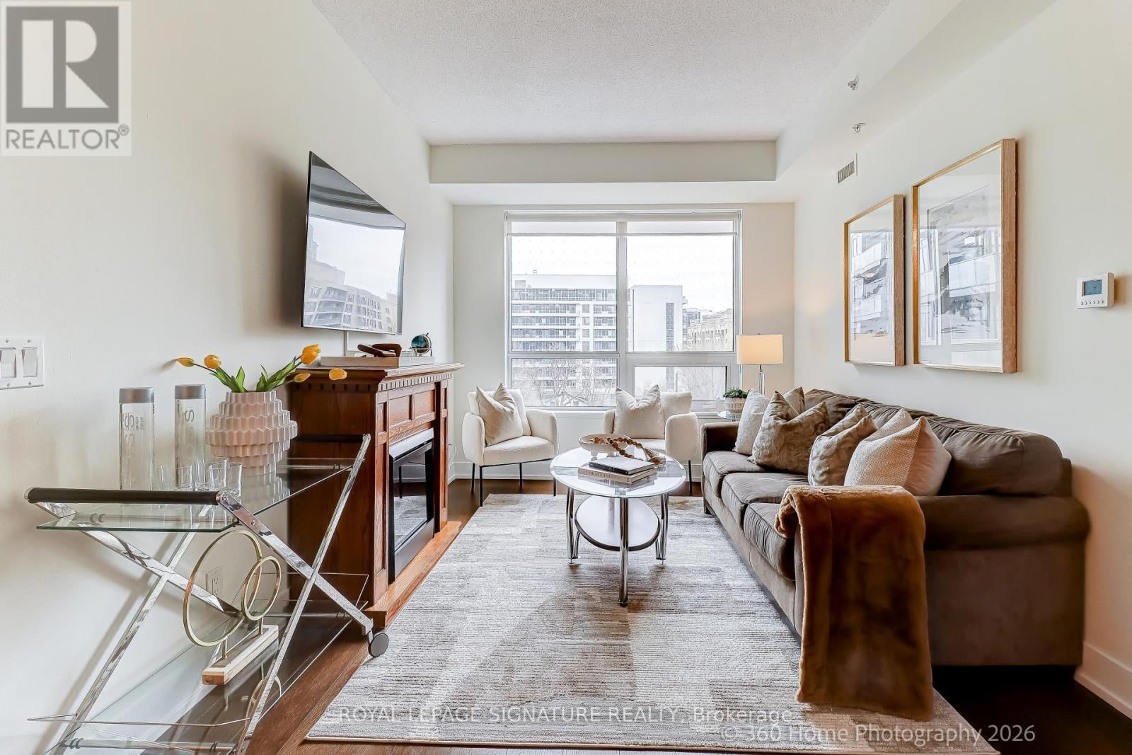 301 - 7 KENASTON GARDENS Image 10