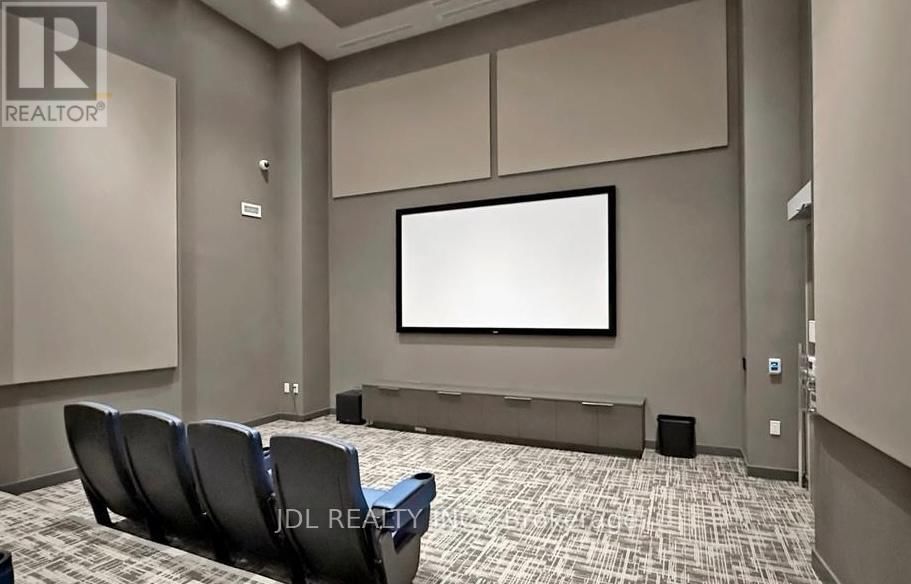 1909 - 8 OLYMPIC GARDEN DRIVE Image 25