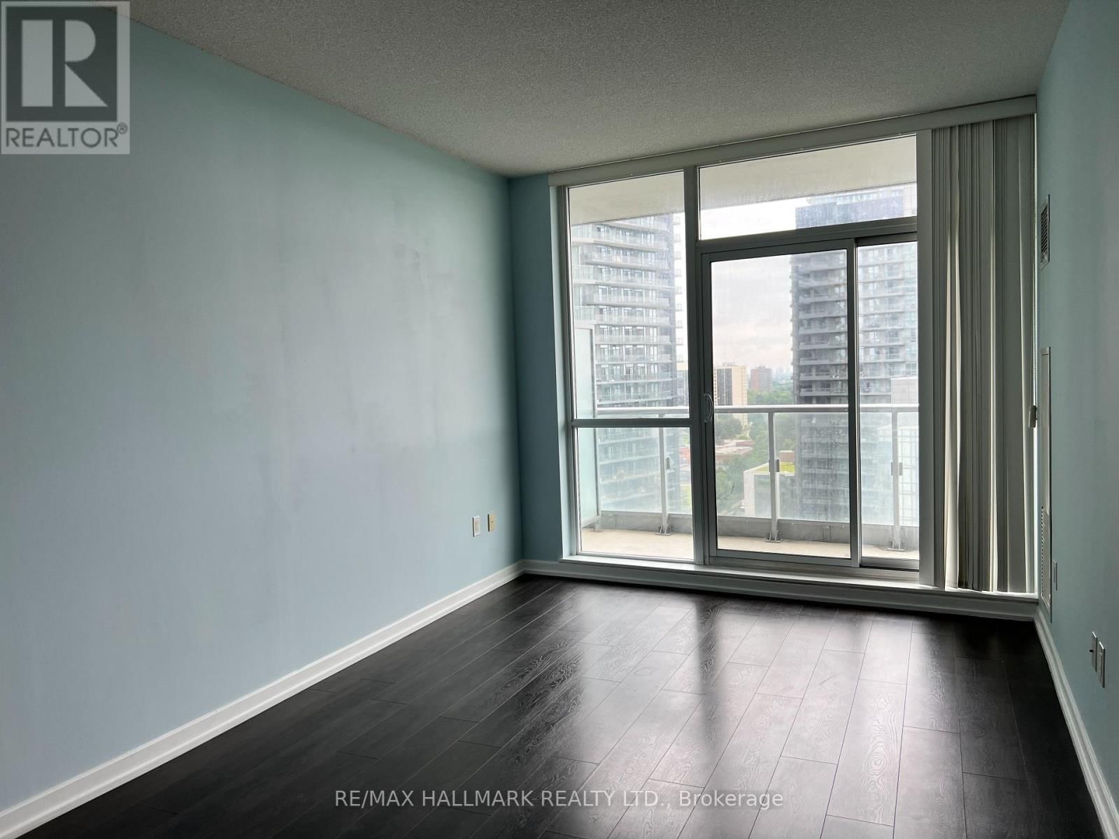 1511 - 66 FOREST MANOR ROAD Image 4