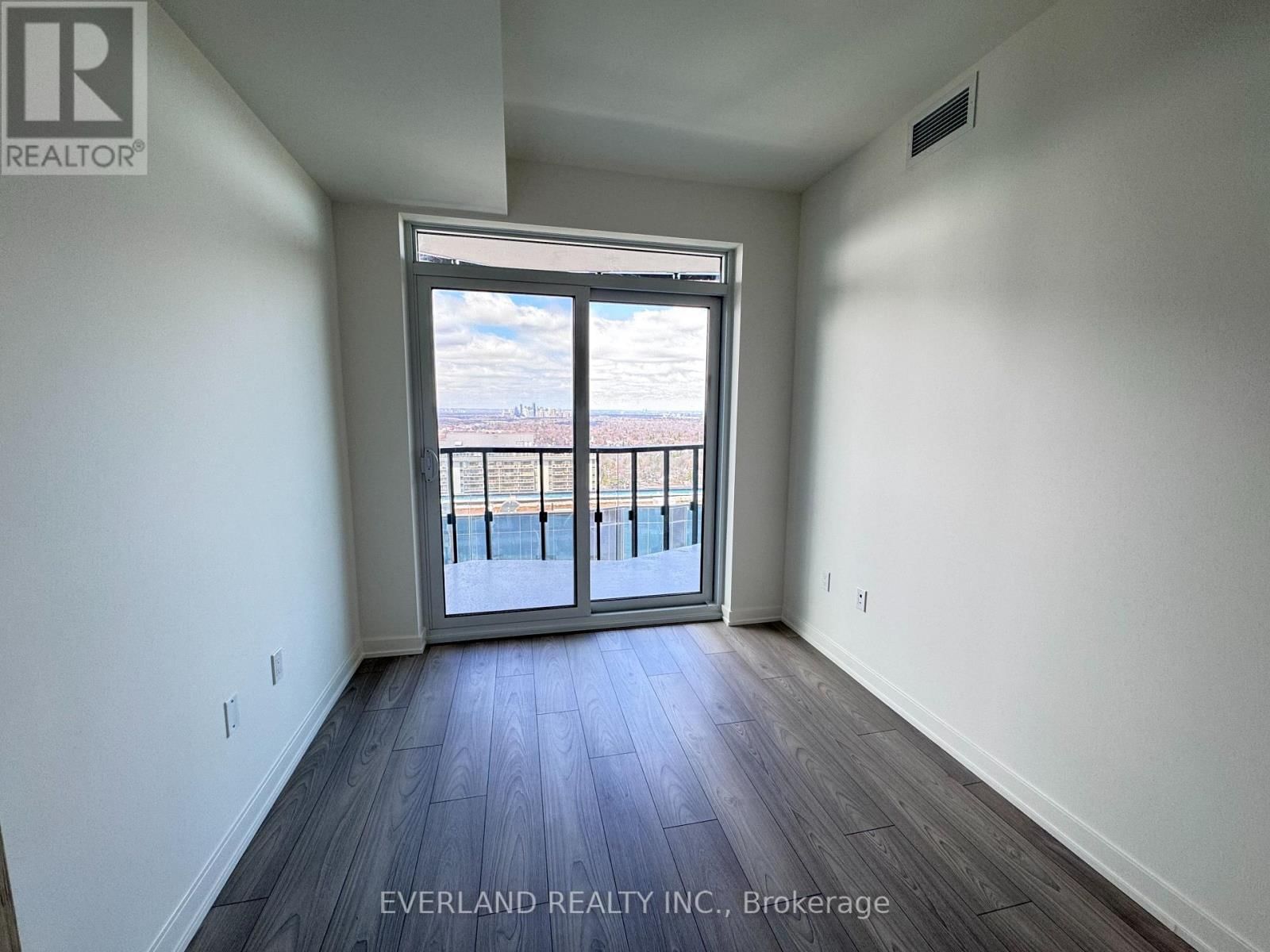 3106 - 110 BROADWAY AVENUE Image 2