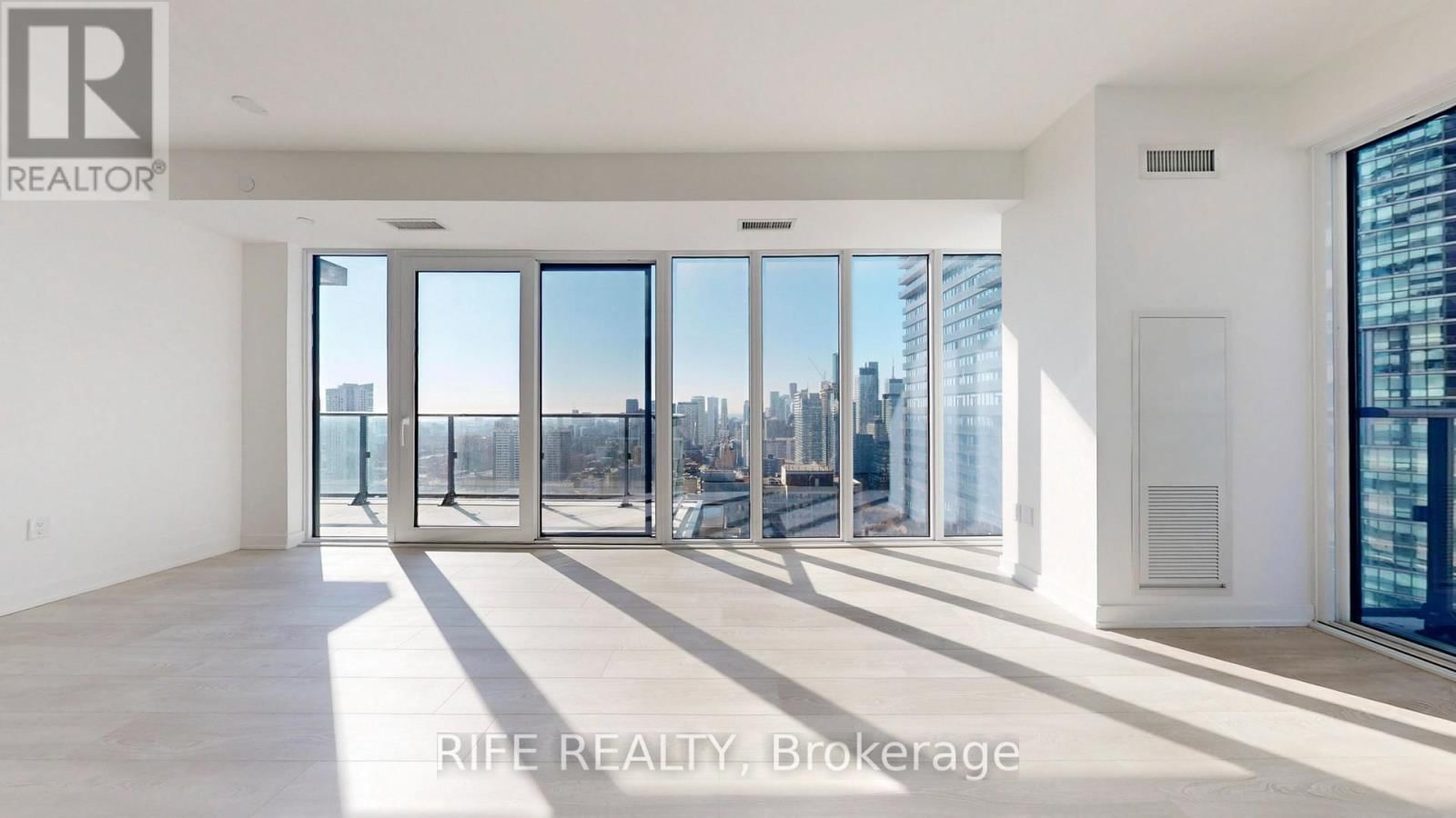 2910 - 634 CHURCH STREET Image 7