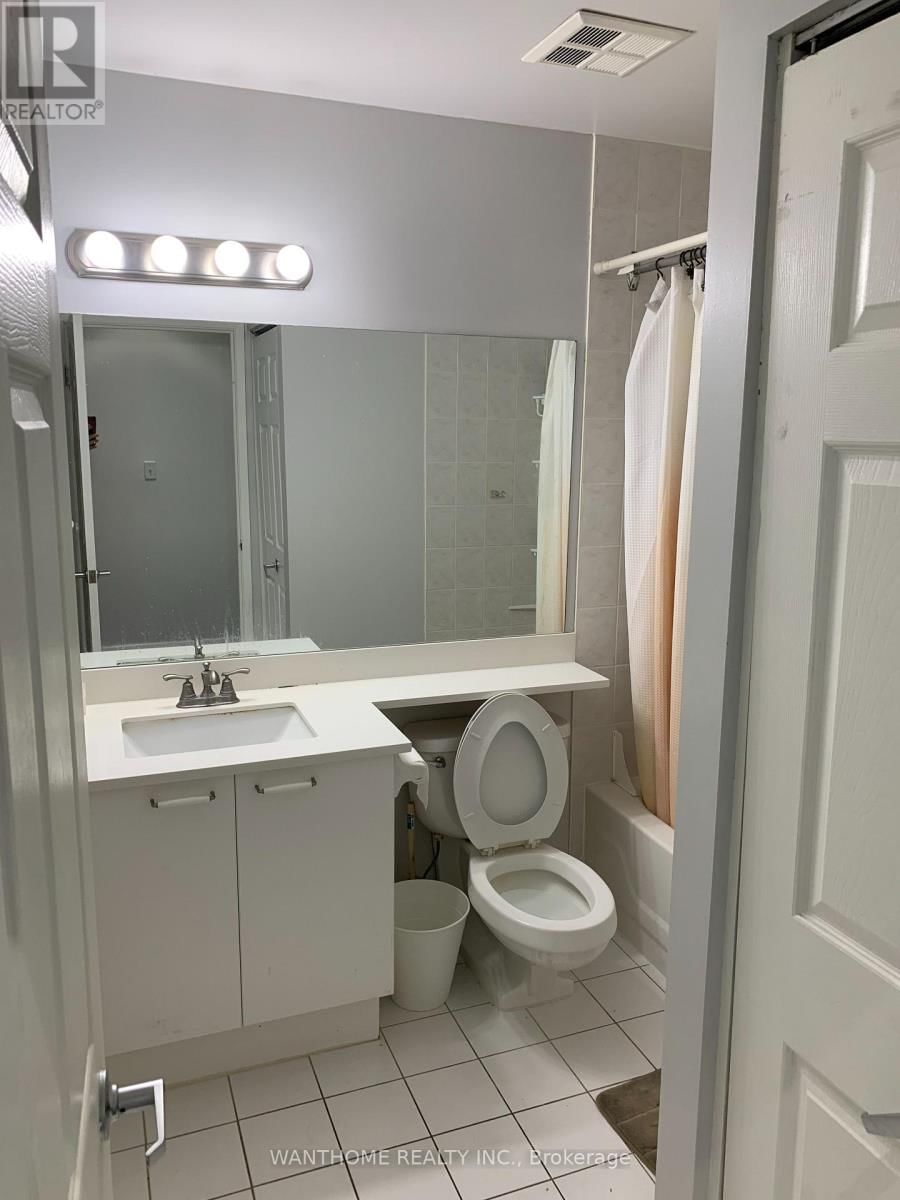 506 - 8 WELLESLEY STREET EAST Image 11