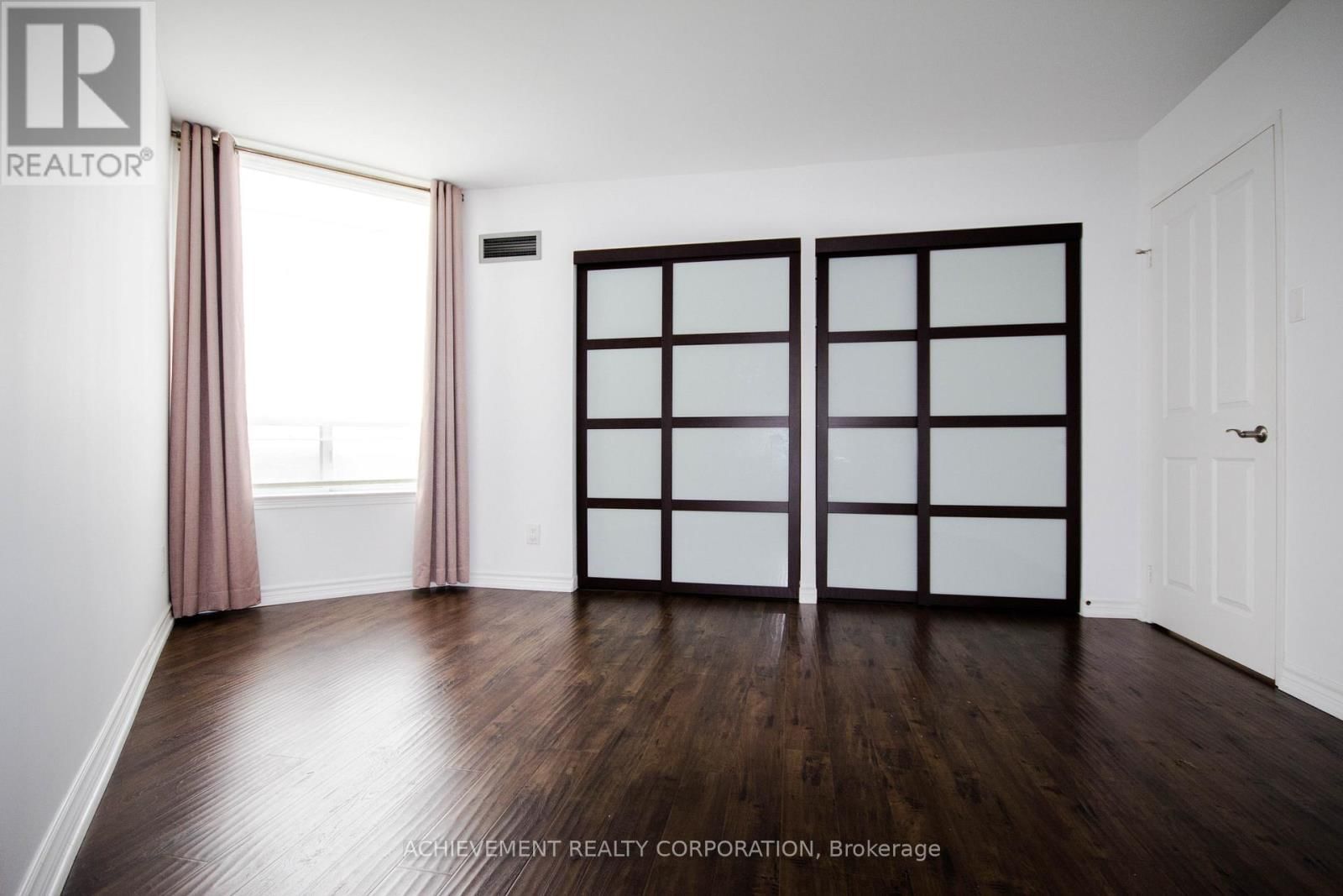 1509 - 1121 STEELES AVENUE WEST Image 20