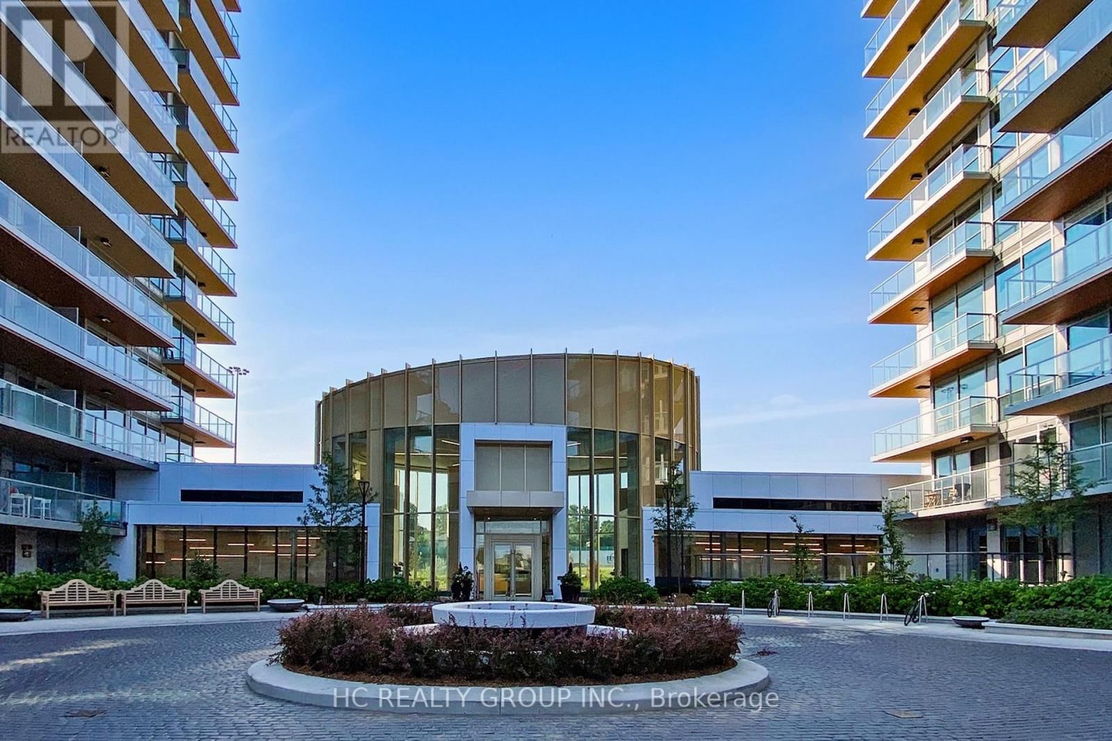 1703 - 25 MCMAHON DRIVE Image 2