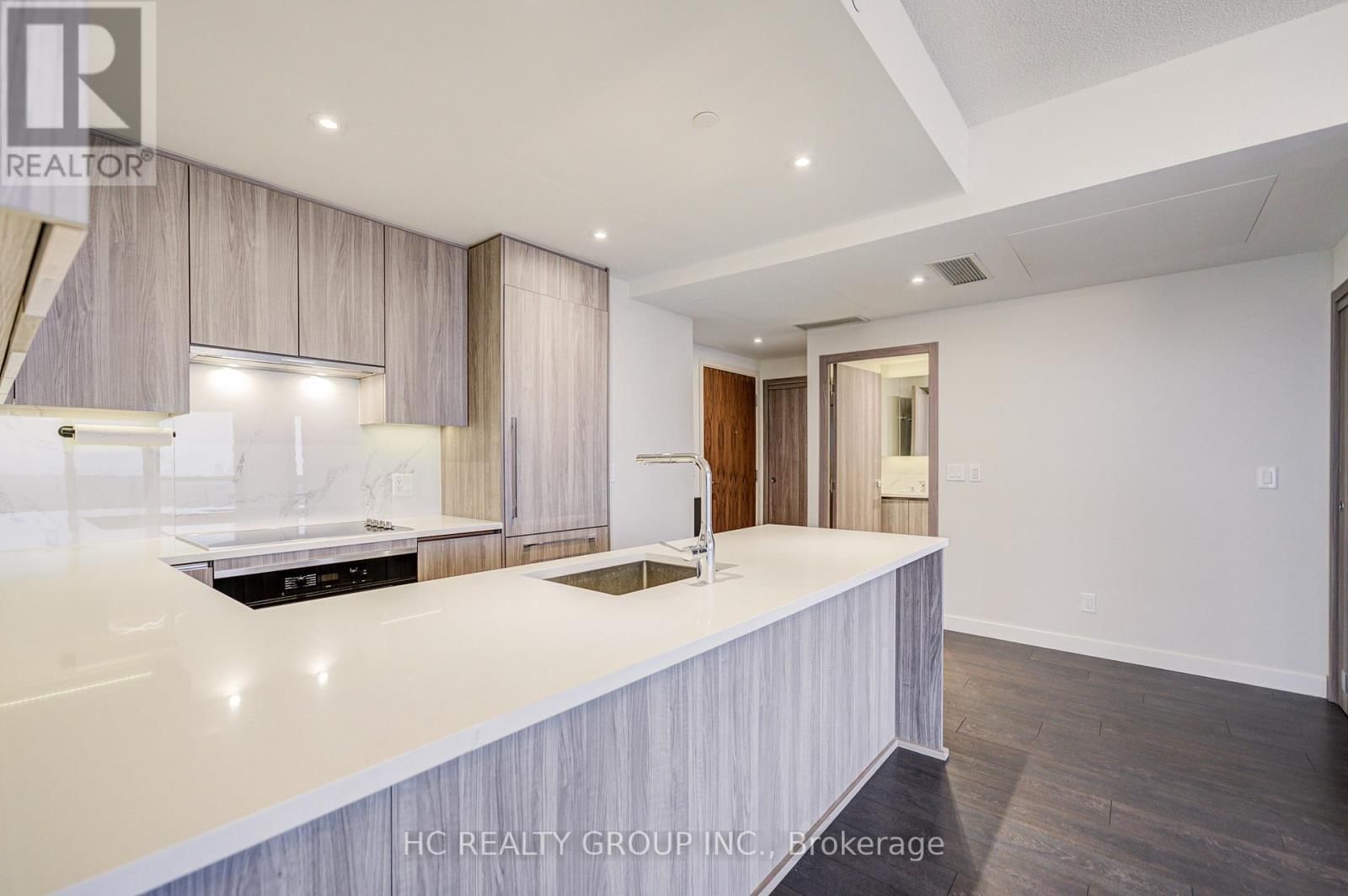 1703 - 25 MCMAHON DRIVE Image 9