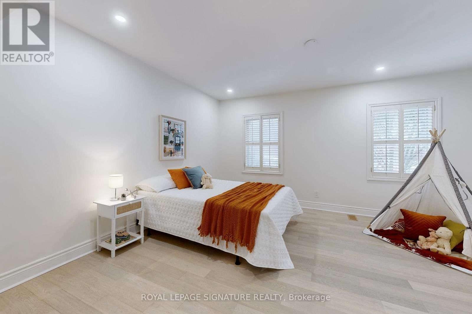 337 GLEN ROAD Image 16