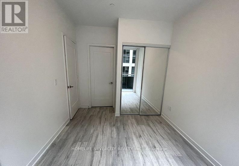 204 SE - 60 PRINCESS STREET Image 12