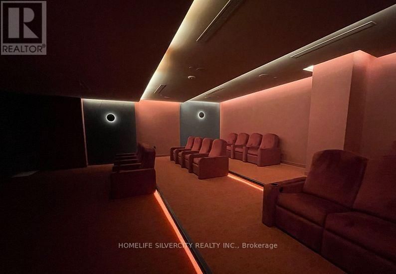 204 SE - 60 PRINCESS STREET Image 18