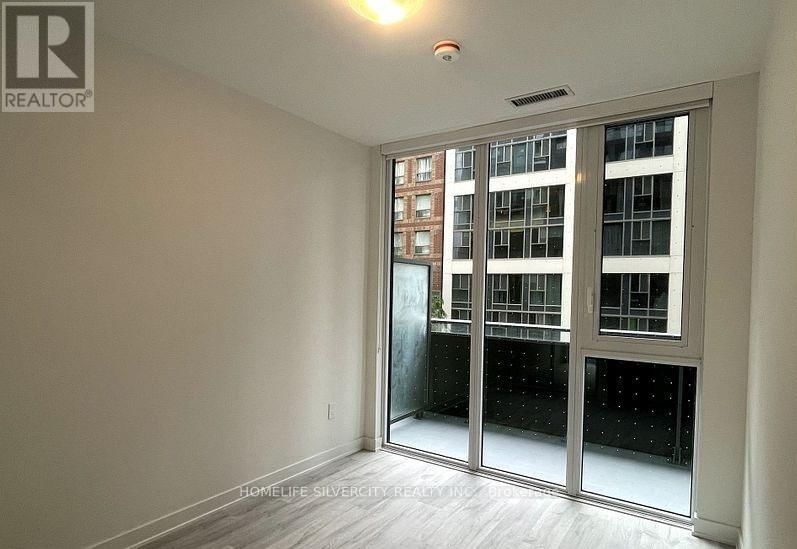 204 SE - 60 PRINCESS STREET Image 9