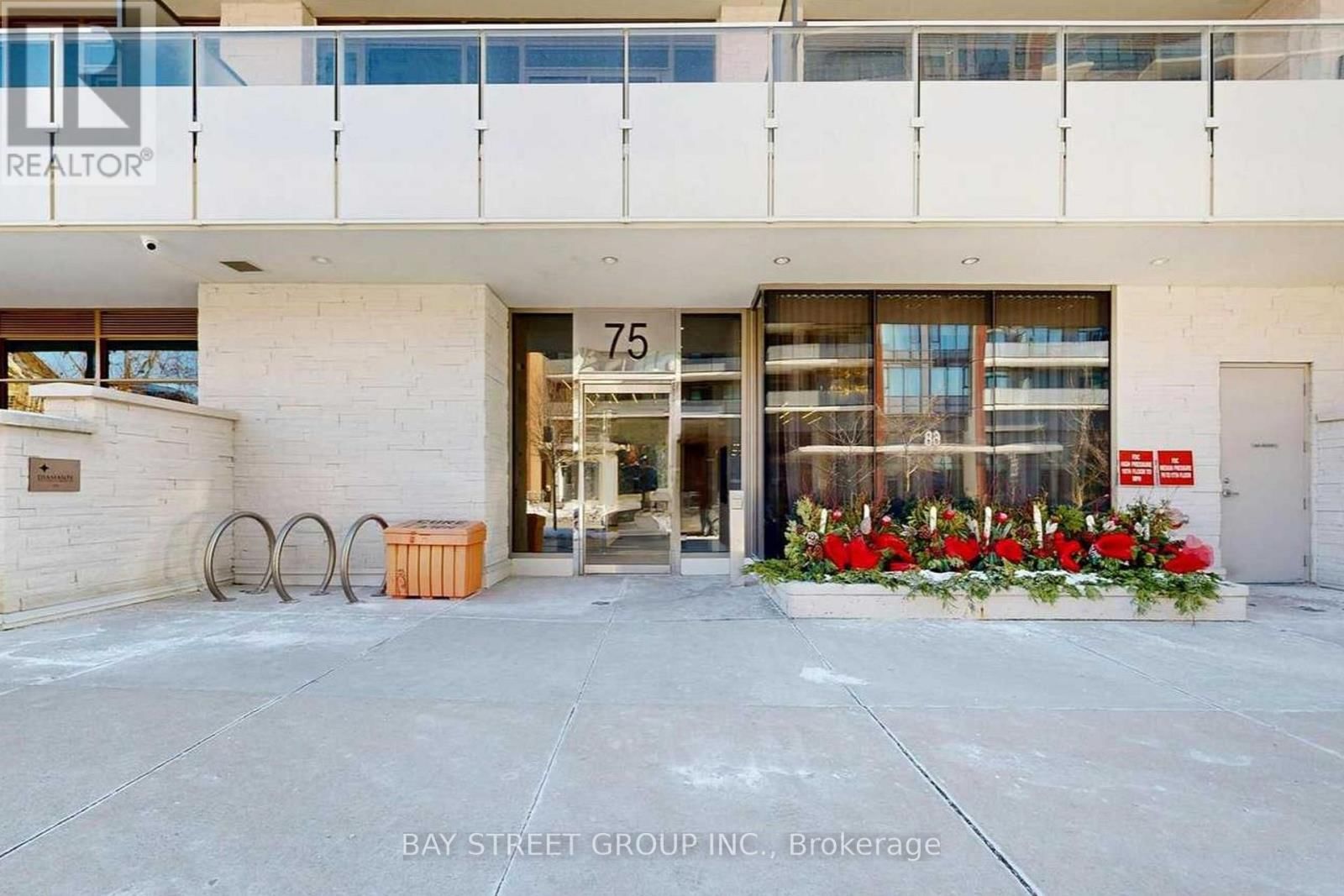 1509 - 75 CANTERBURY PLACE Image 2