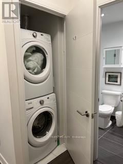 224 - 525 ADELAIDE STREET WEST Image 11