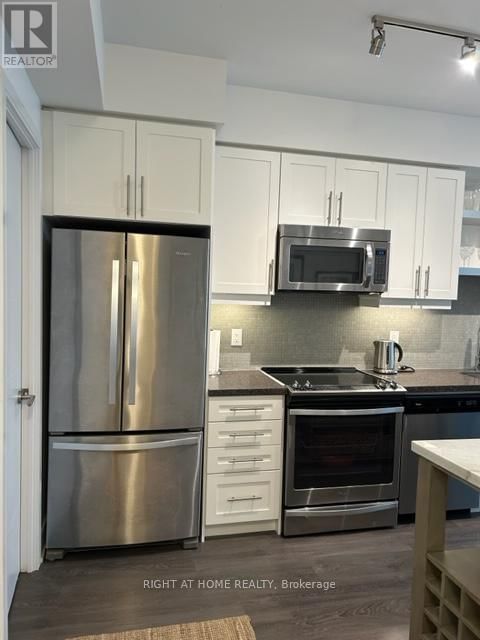 224 - 525 ADELAIDE STREET WEST Image 7