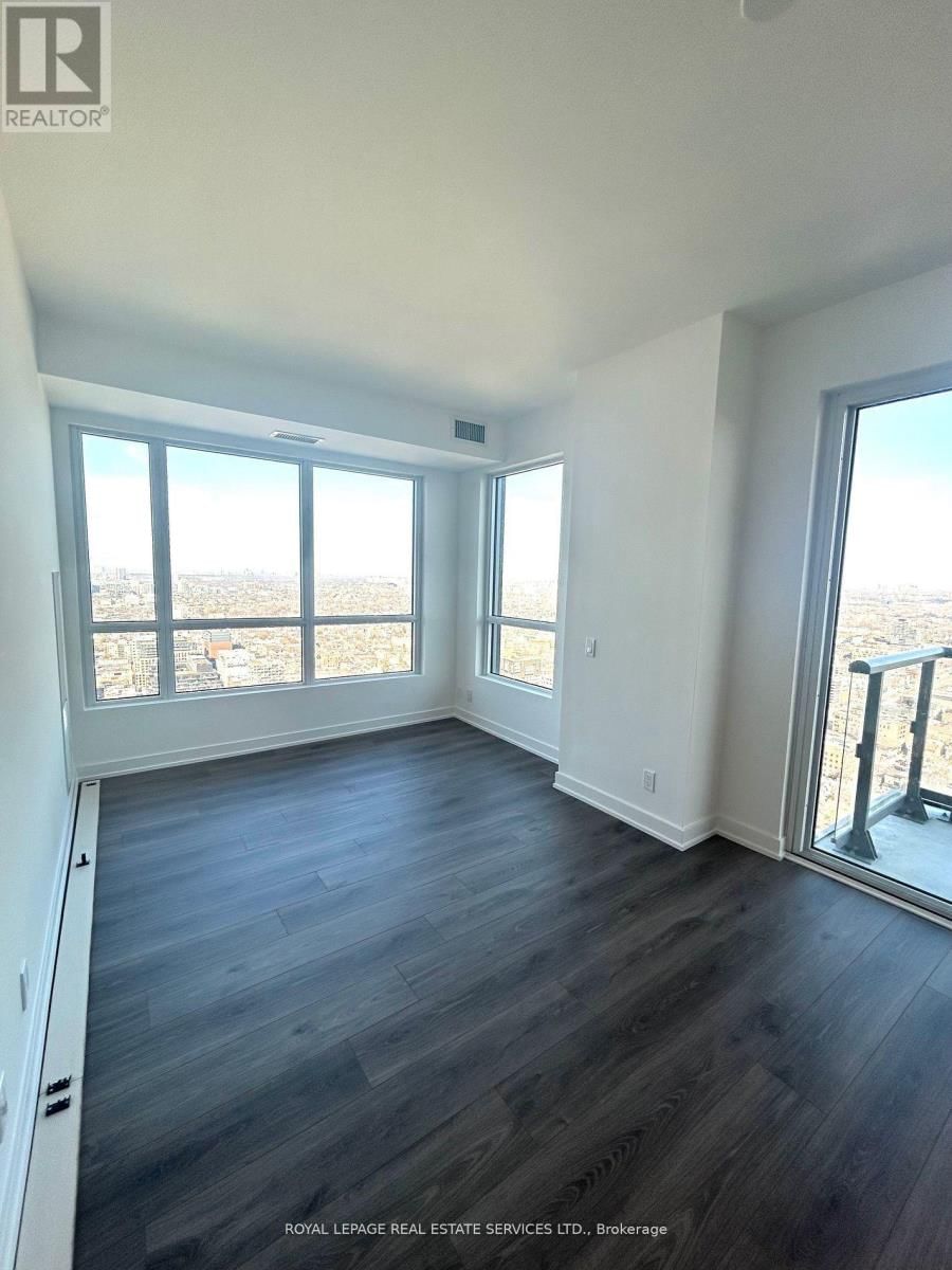 4713 - 108 PETER STREET Image 11