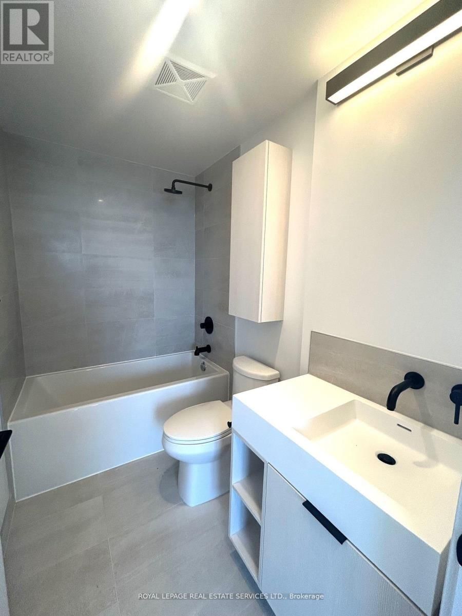 4713 - 108 PETER STREET Image 13