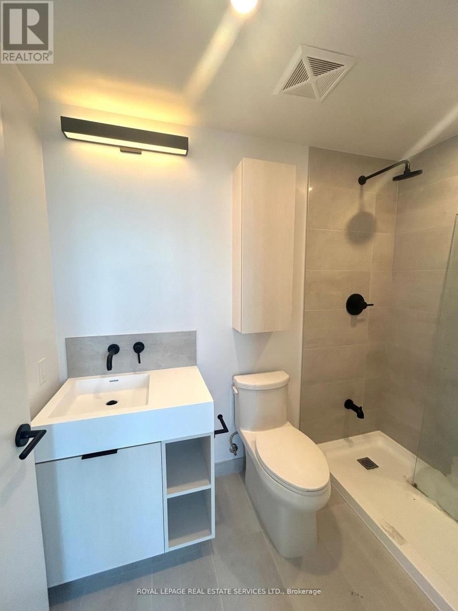 4713 - 108 PETER STREET Image 15