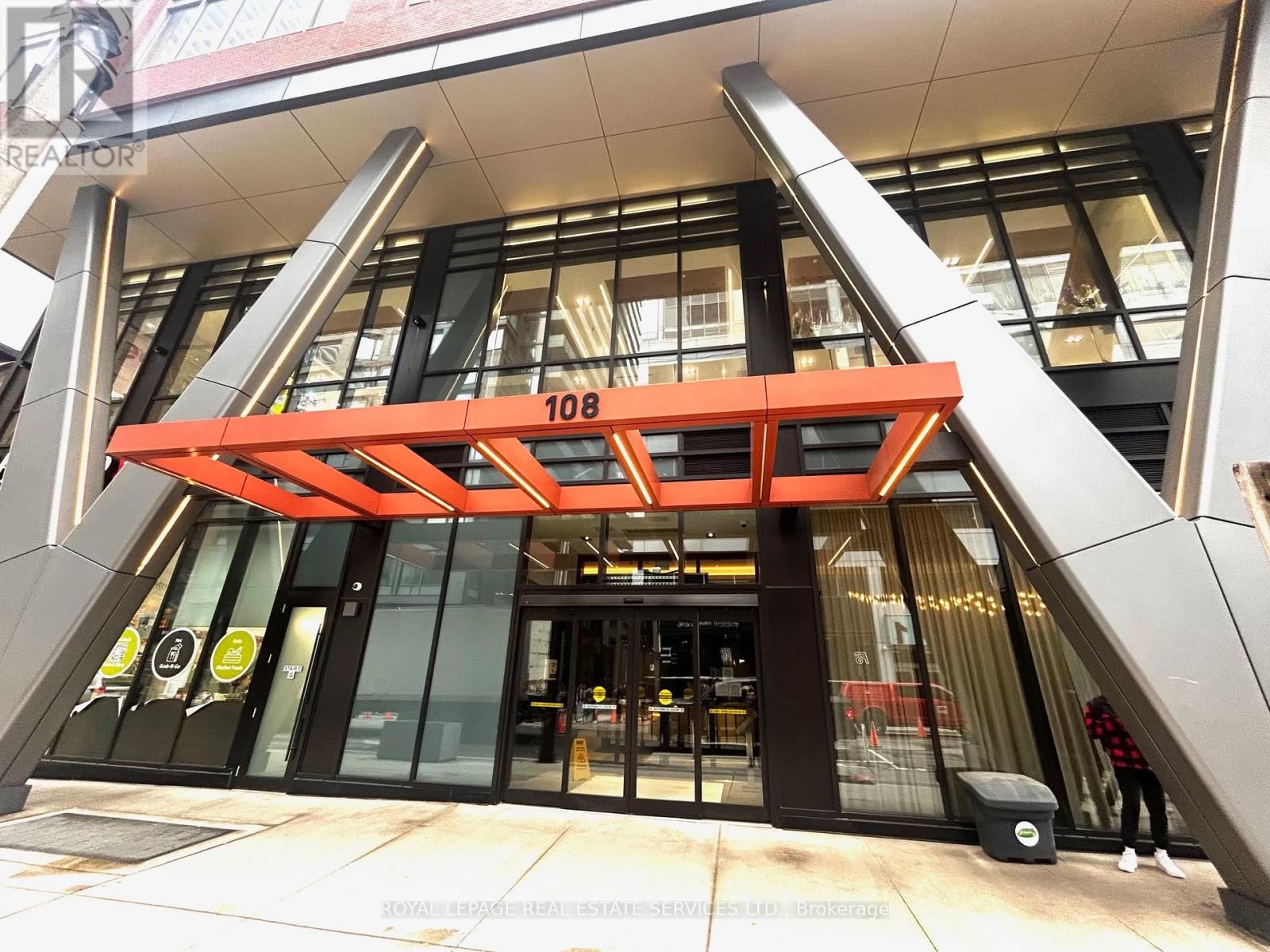 4713 - 108 PETER STREET Image 2