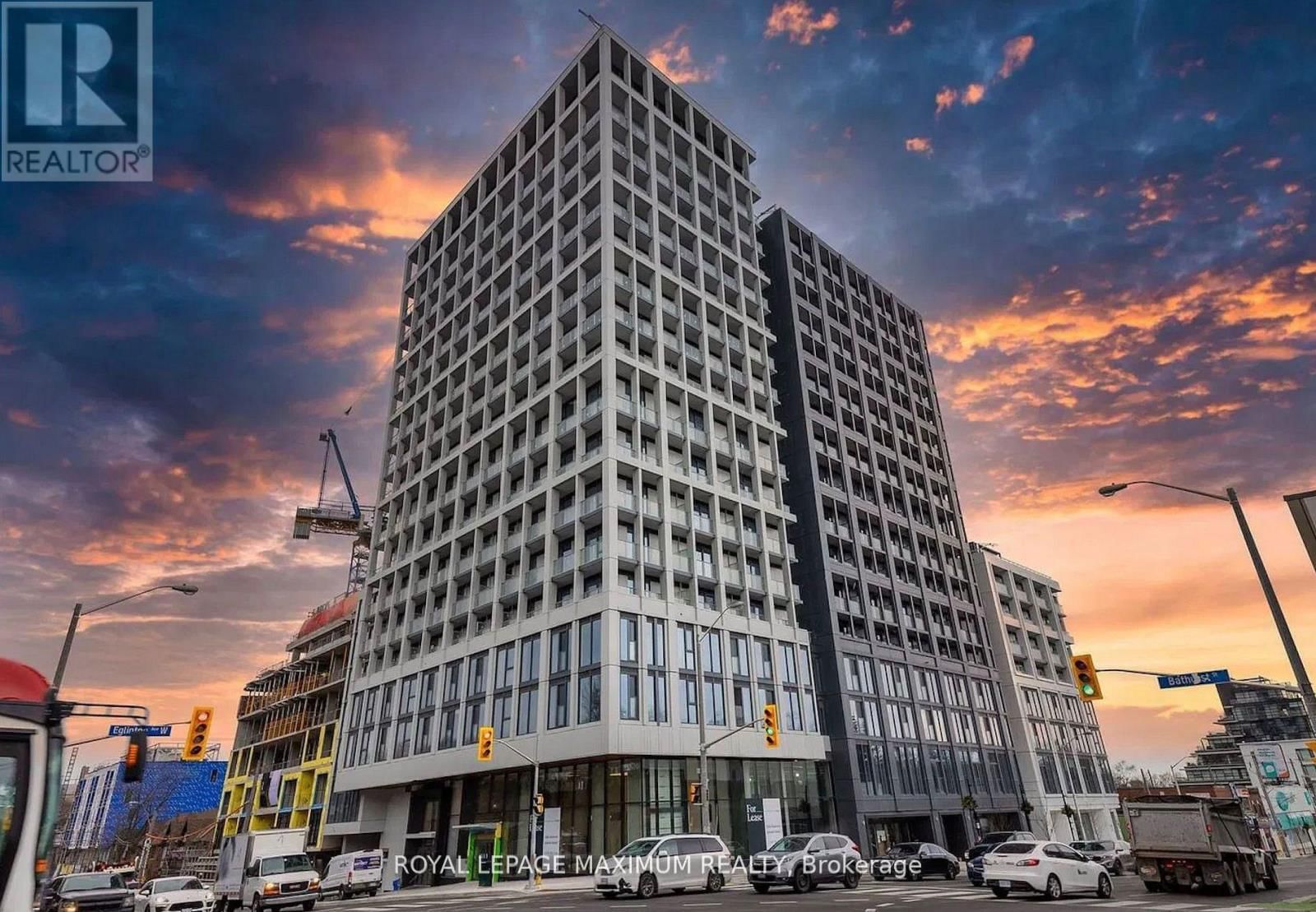 201 - 2020 BATHURST STREET Image 1