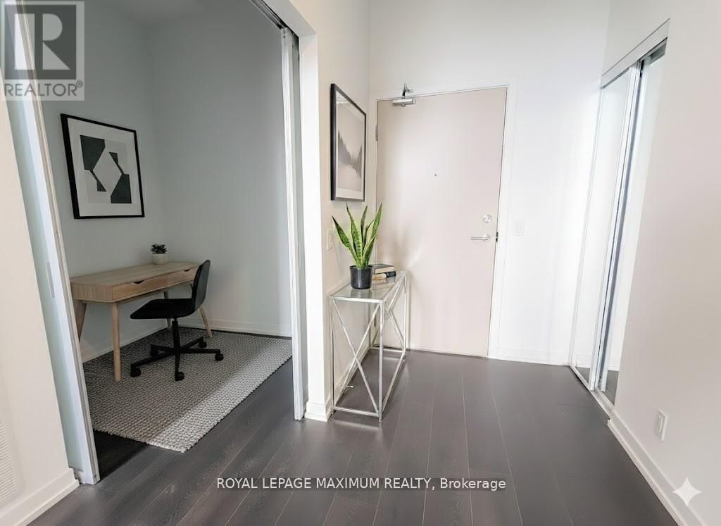 201 - 2020 BATHURST STREET Image 12