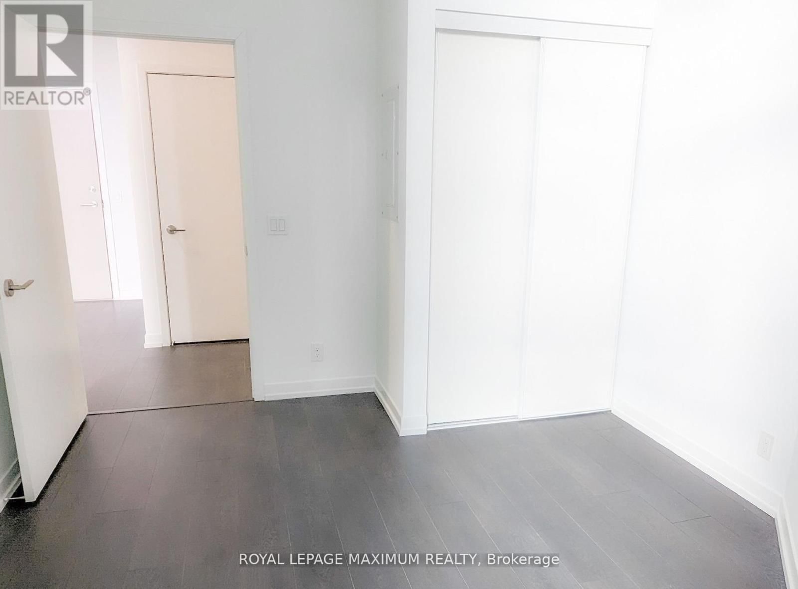 201 - 2020 BATHURST STREET Image 9