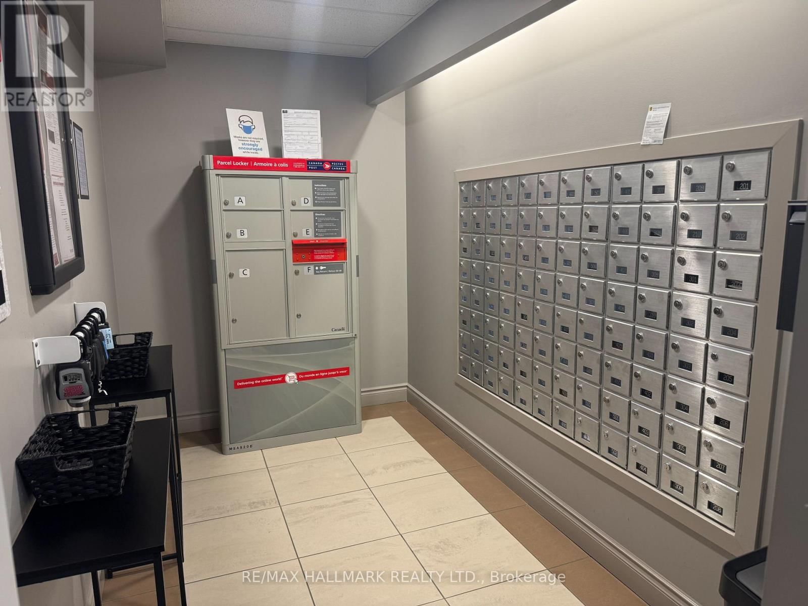 PH07 - 330 ADELAIDE STREET EAST Image 31