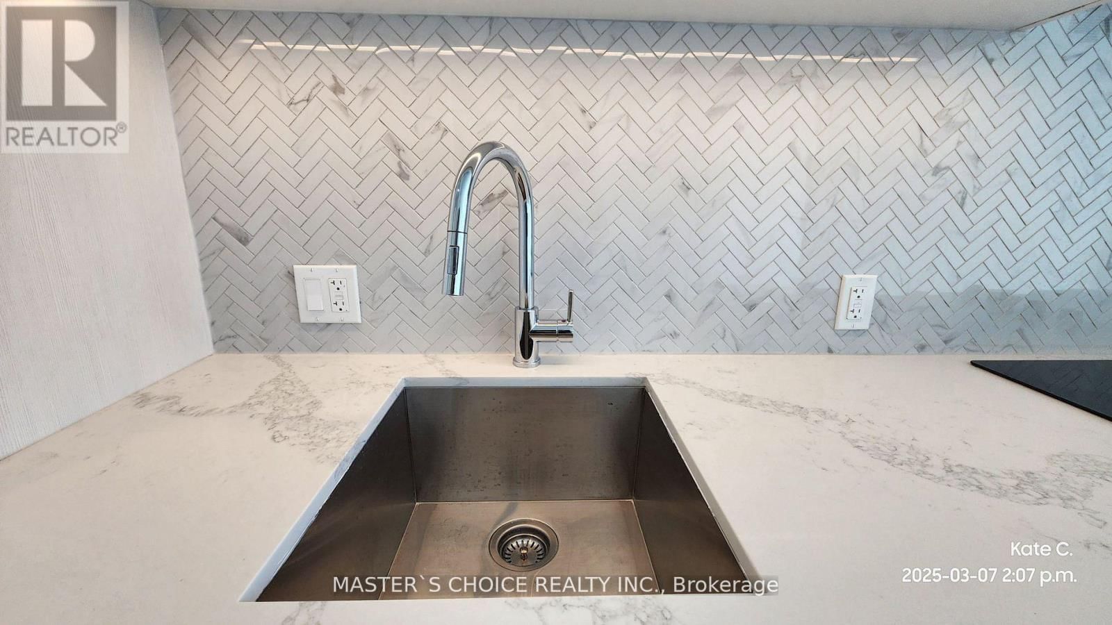 3606 - 82 DALHOUSIE STREET Image 13