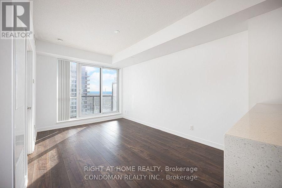 2313 - 170 SUMACH STREET Image 3