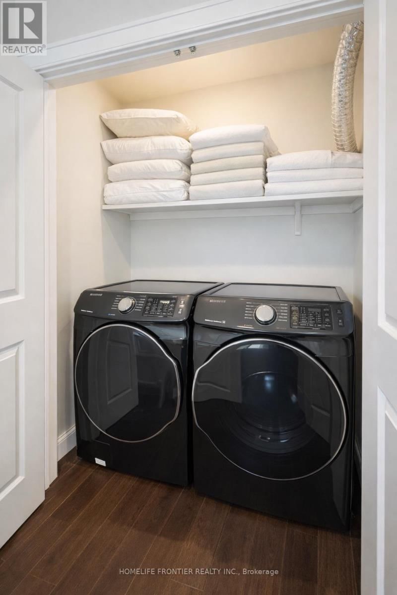 38 HENDERSON AVENUE Image 11