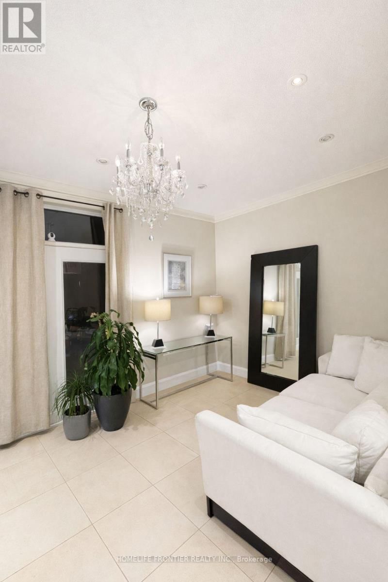 38 HENDERSON AVENUE Image 6