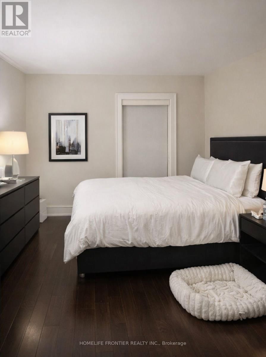 38 HENDERSON AVENUE Image 8