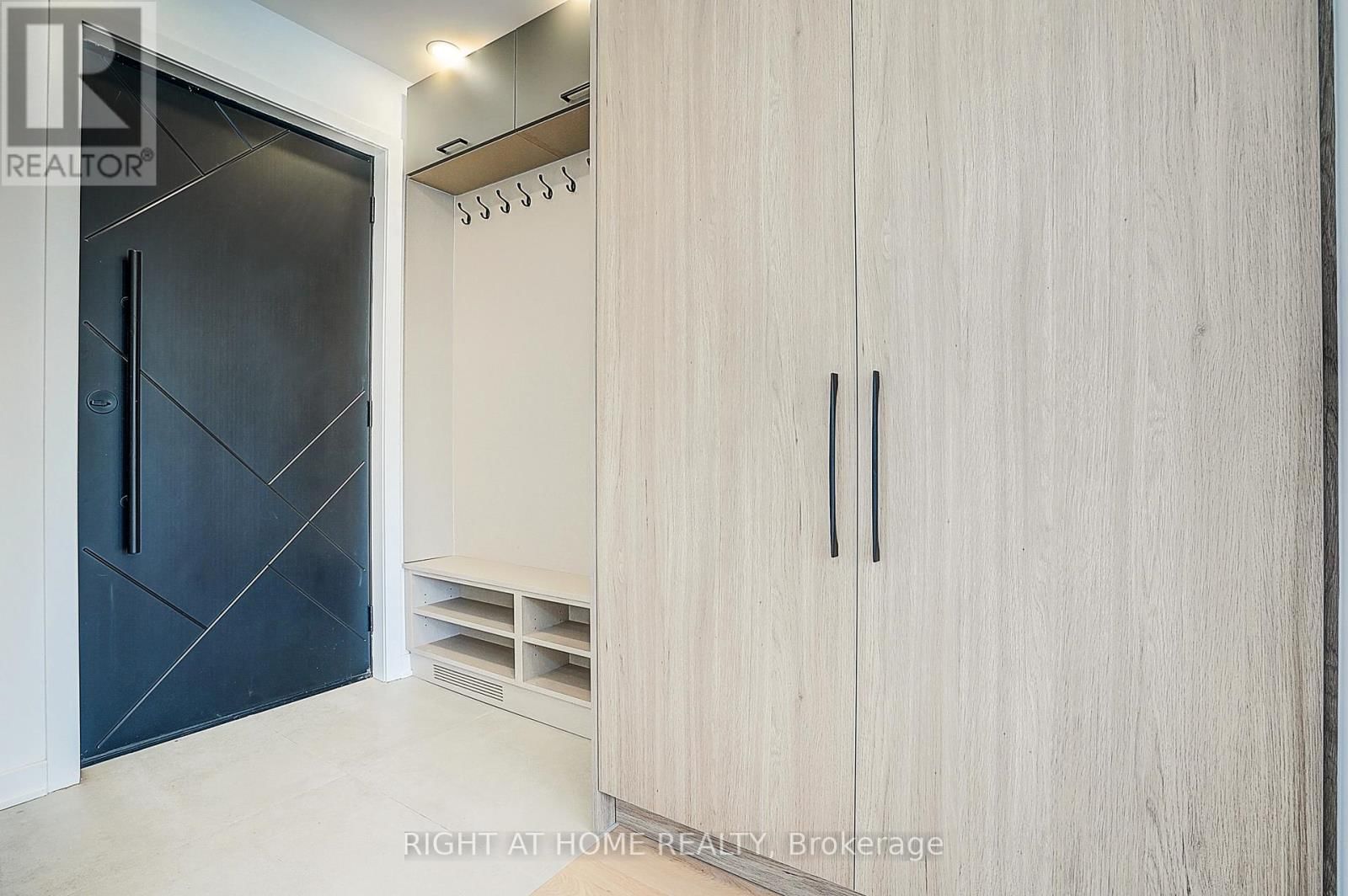 215 CHURCHILL AVENUE Image 4