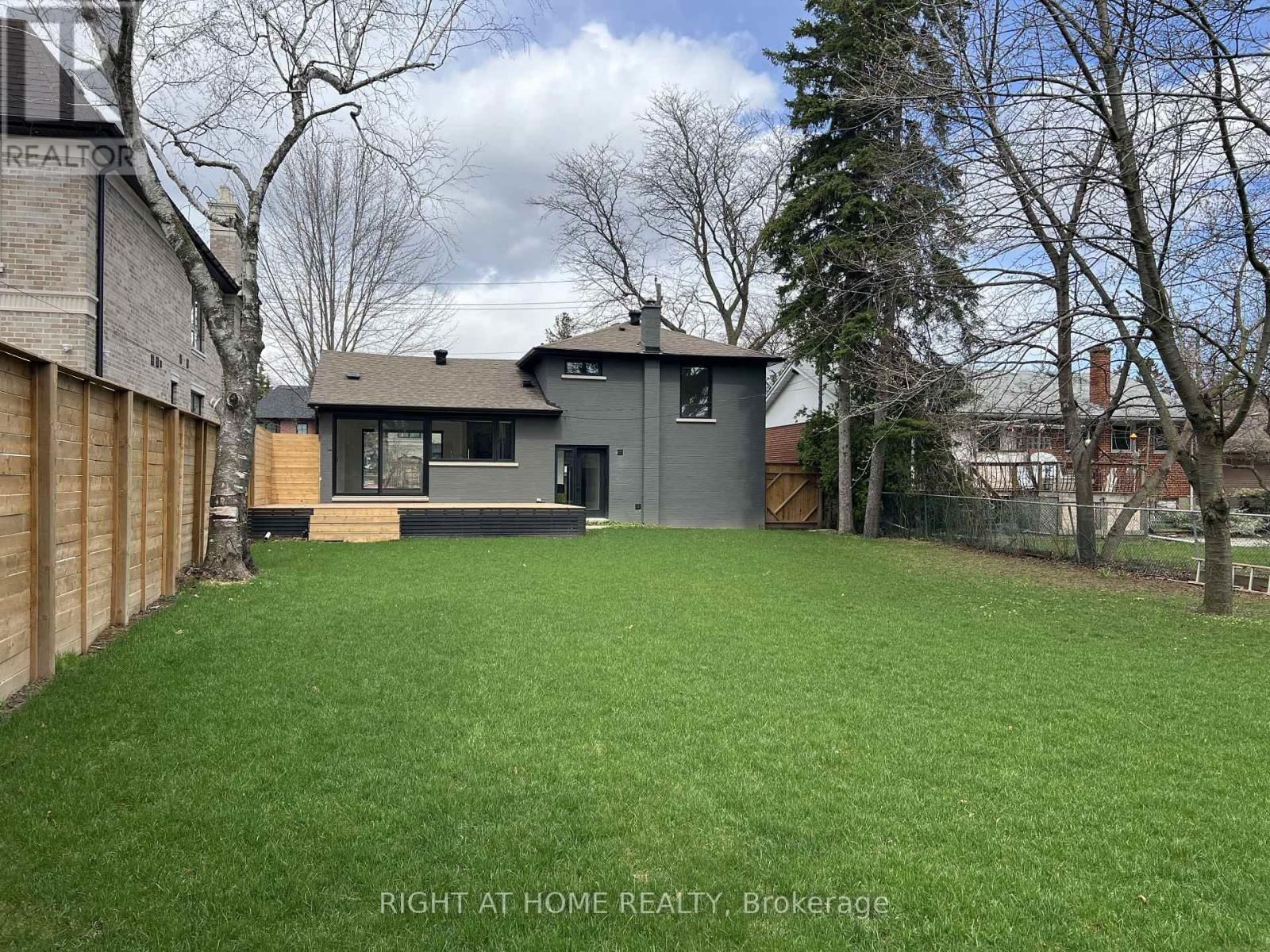 215 CHURCHILL AVENUE Image 47